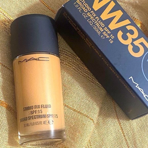 - M-A-C STUDIO FIX FLUID NW35 - Picture 2 of 9